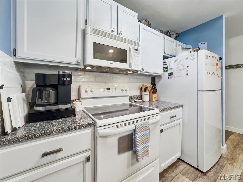 Baypoint Village Con - Residential