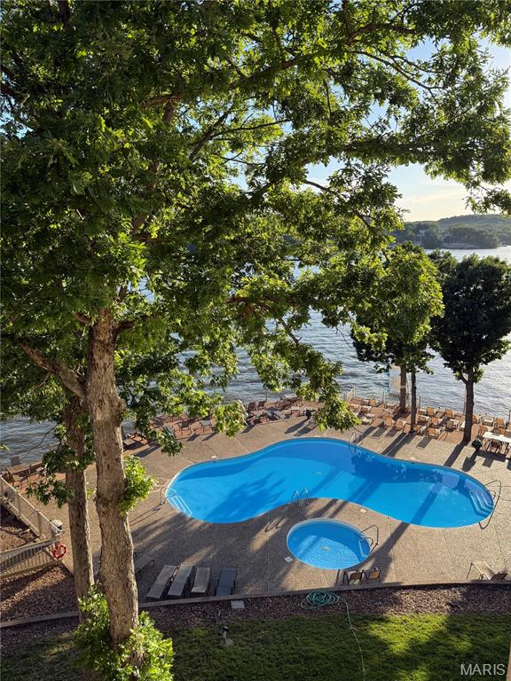 Baypoint Village Con - Residential