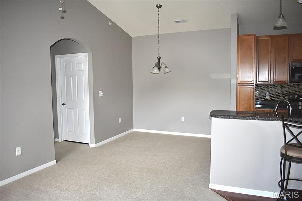 Bridgewater Cove A Condo 5th - Residential