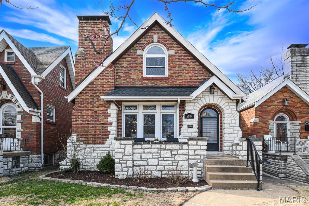 OPEN SUNDAY 1–3:00! Fall in LOVE with this storybook Southampton gem—full of charm, natural light, and an unbeatable location. From the inviting front porch to the bright, open living and dining spaces, this home flows effortlessly into a spacious kitchen featuring stainless steel appliances and abundant counter space. Timeless character shines through with stunning original stained glass, intricate architectural details, and a whimsical “gingerbread” exterior that gives the home its unforgettable curb appeal. Enjoy the flexibility of a main-floor bedroom—perfect for guests or a home office—while upstairs offers two generously sized bedrooms and a full bath. The full walkout basement - complete with a bathroom - is ready to be finished, offering endless potential for additional living space, a rec room, or home gym. A fenced yard and detached garage adds everyday convenience. Perfectly positioned across from the beloved Marie’s Wedge community garden and walking distance from Francis Park, Lindenwood Park, and local favorites like Espresso Yourself, La Catrina, The Mack, and Clementine’s—this is South City living at its best!