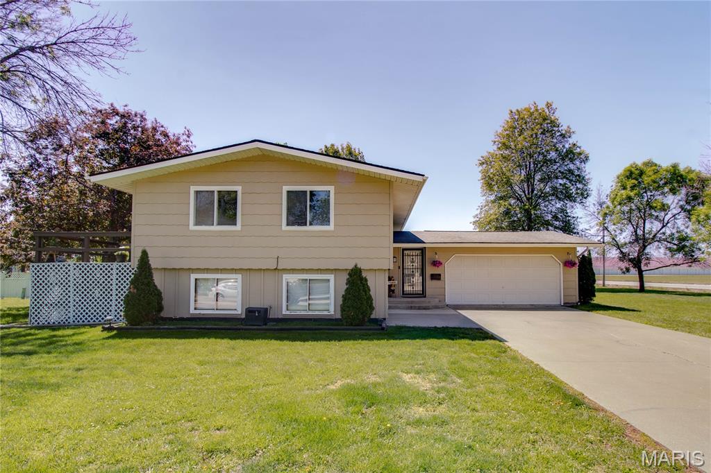 SOUTH VIEW TERRACE - Residential