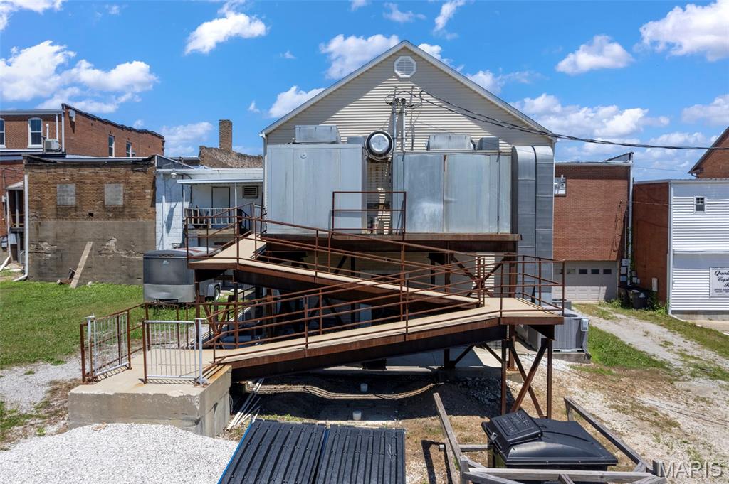 n/a - Commercial Sale