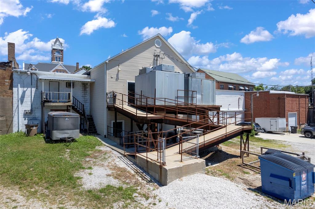 n/a - Commercial Sale