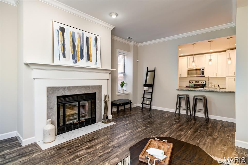 Greenwich Condo 01 Flr 03 - Residential Lease