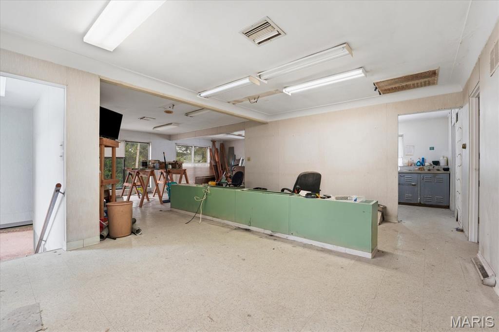 Crons Tracts - Commercial Sale