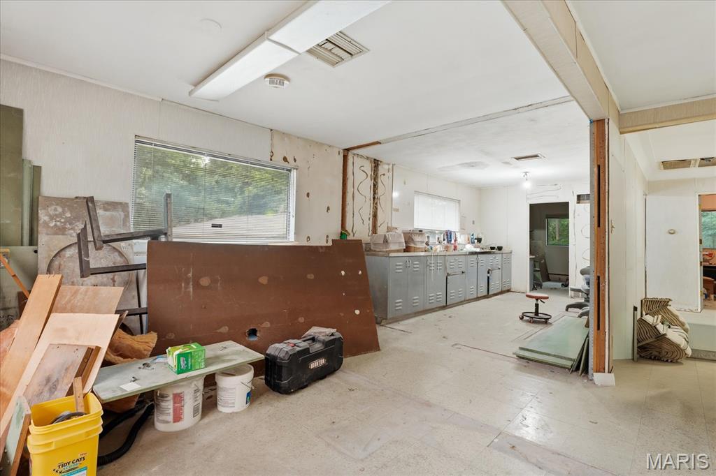 Crons Tracts - Commercial Sale