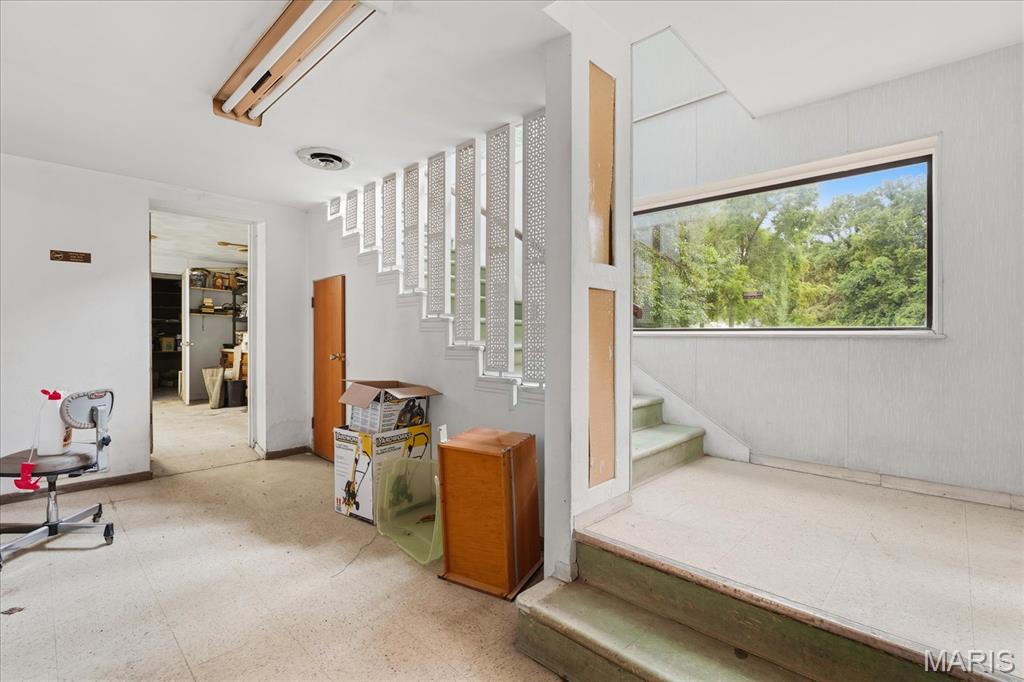 Crons Tracts - Commercial Sale