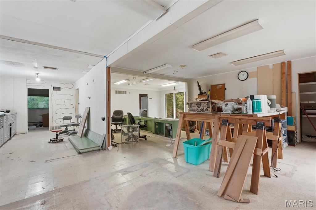 Crons Tracts - Commercial Sale