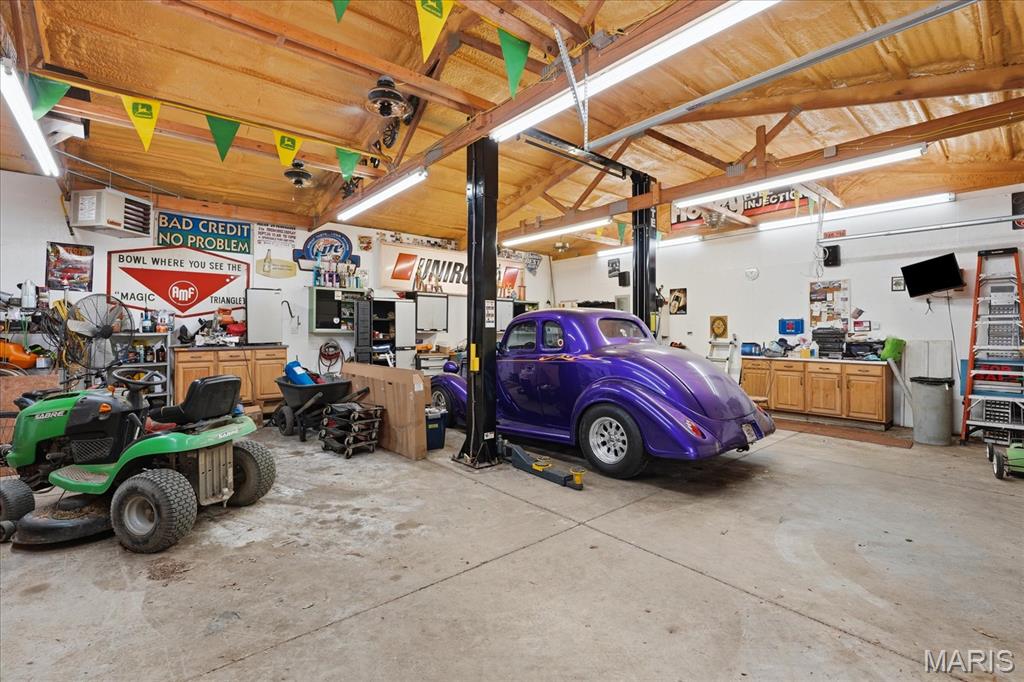 Crons Tracts - Commercial Sale