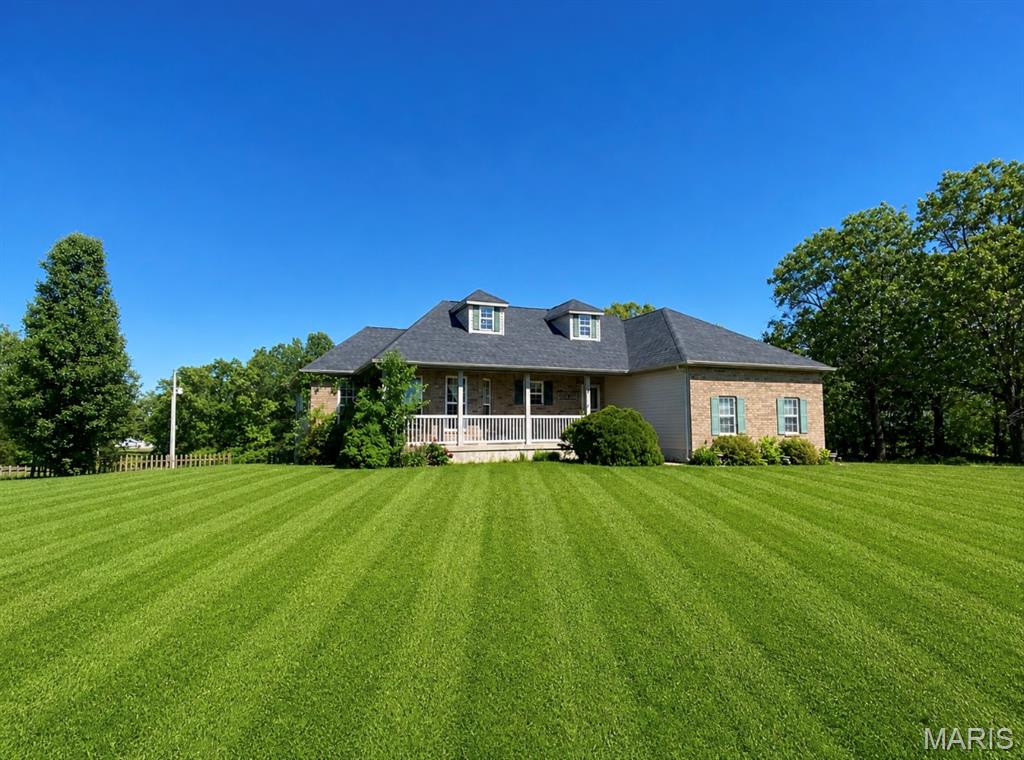 MEADOW WOOD ESTATES - Residential