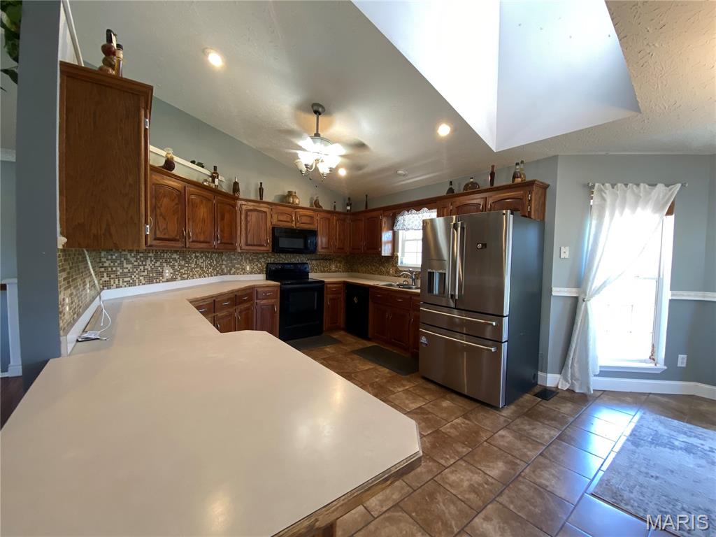 MEADOW WOOD ESTATES - Residential