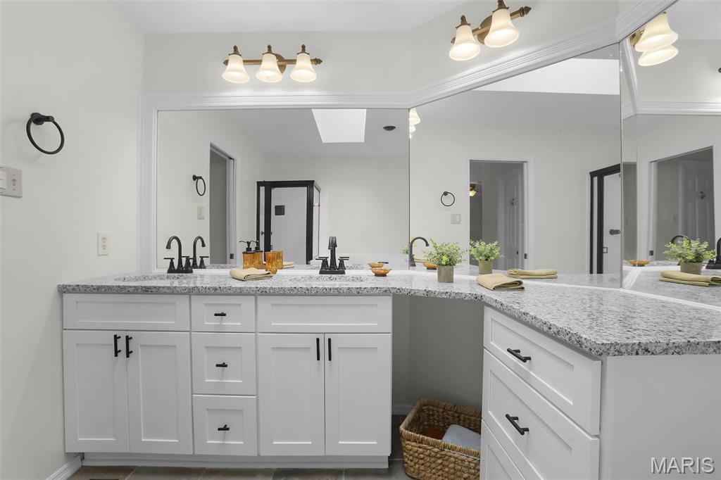 Pointe Clayton 1 - Residential