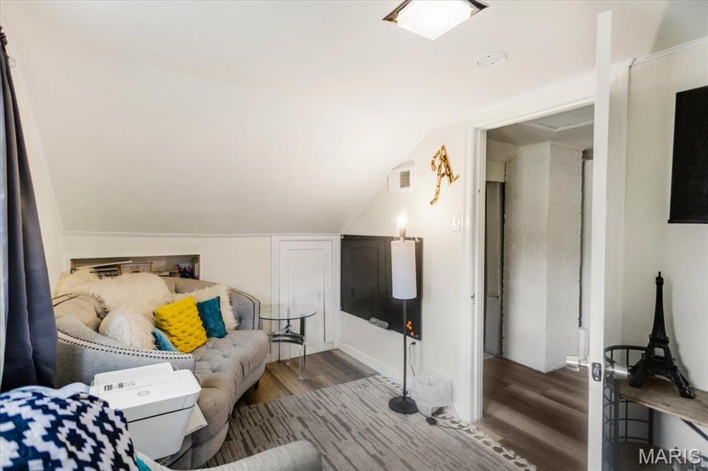 Linden Terrace - Residential