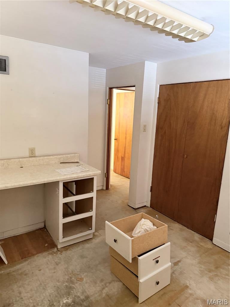 Kinloch Park - Commercial Sale