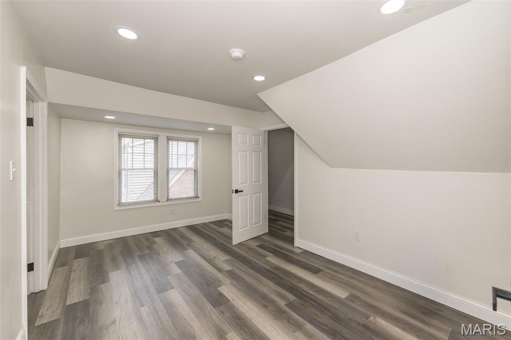 Laughlins Add To Sycamore Hills - Residential