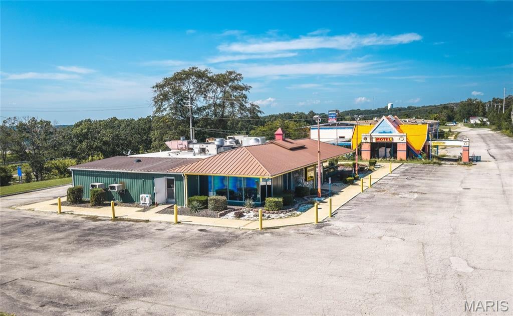 Mehta Estate - Commercial Sale