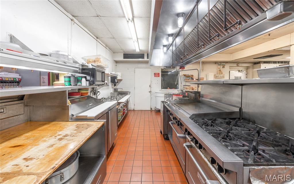 Mehta Estate - Commercial Sale