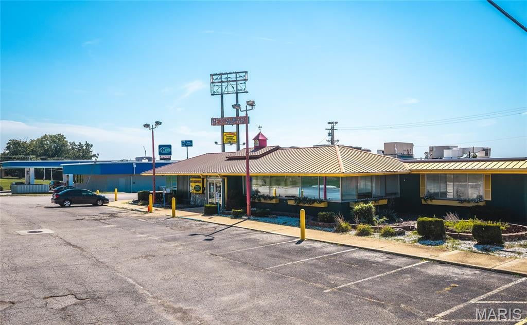 Mehta Estate - Commercial Sale