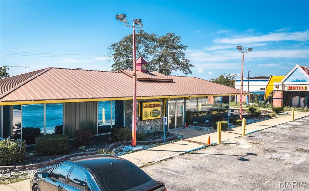 Mehta Estate - Commercial Sale
