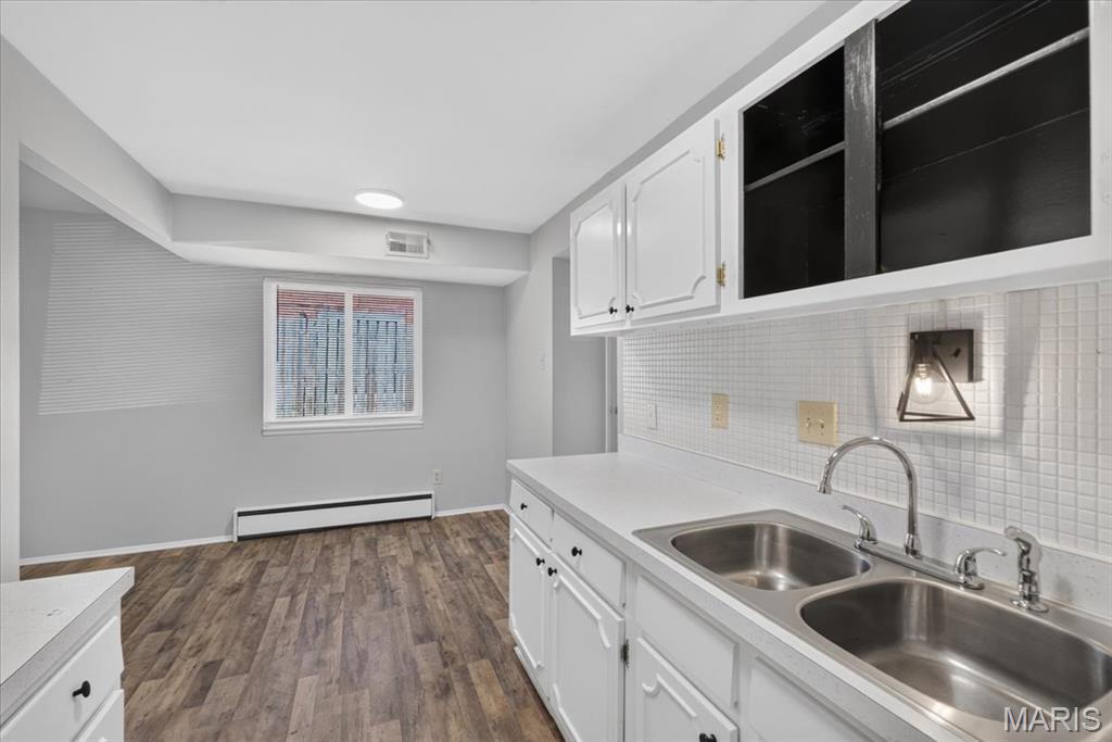 Carroll Wood Condo - Residential