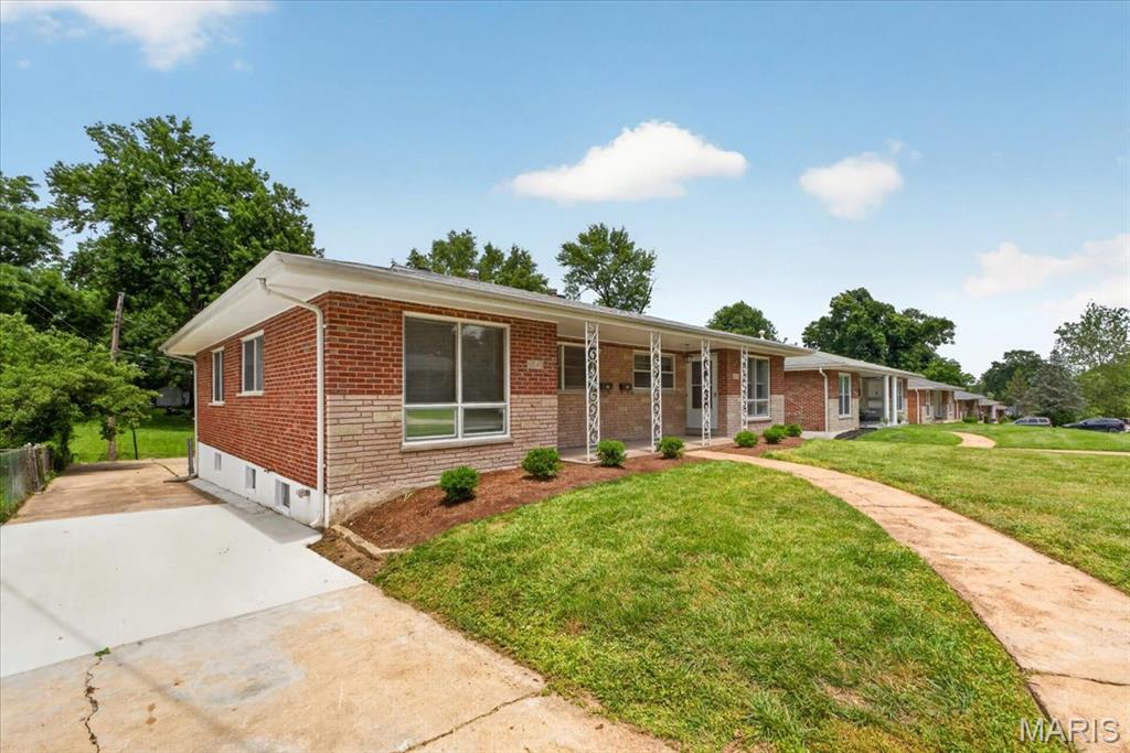 Elmdale Manor 2 - Residential Income