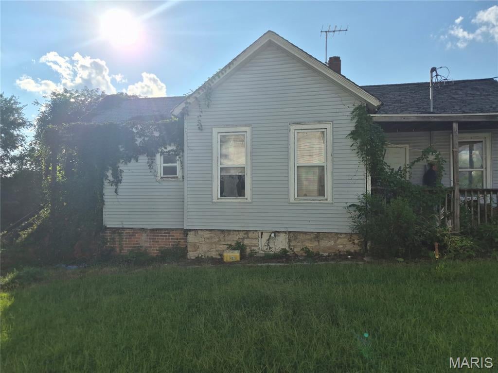 This 2-bedroom, 1-bath home is a great opportunity for an investor or buyer looking for a fixer-upper. The property is in need of repairs  but offers plenty of potential for the right buyer with a vision. Whether  looking for your next flip, rental property, or renovation project, this home provides a solid starting point to make it your own. Bring your tools and ideas and take advantage of the opportunity to add value and transform this property. Being sold as-is.