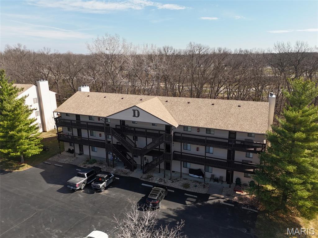 *EXTREMELY MOTIVED SELLER*. Enjoy lake living at its best with this well-located 2 bed, 2 bath condo just 1 mile from Spalding Boat Ramp and Spalding Beach. Whether you're into boating, fishing, or simply relaxing by the water, this property puts you right in the middle of it all. Conveniently located just down the street from The Landing Water Park, it's perfectly positioned for summer fun and entertaining. Inside, the condo offers a comfortable and functional layout, and all furniture is negotiable - making this an easy turnkey opportunity or a great personal getaway. Hitting the market just in time for lake season, this is one you won't want to miss. Bring your offer and let's make a deal!