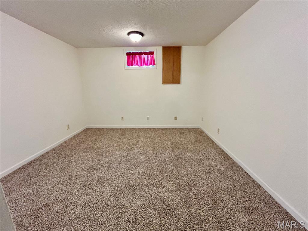 Tenth Montclaire - Residential Lease