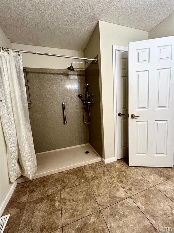Tenth Montclaire - Residential Lease