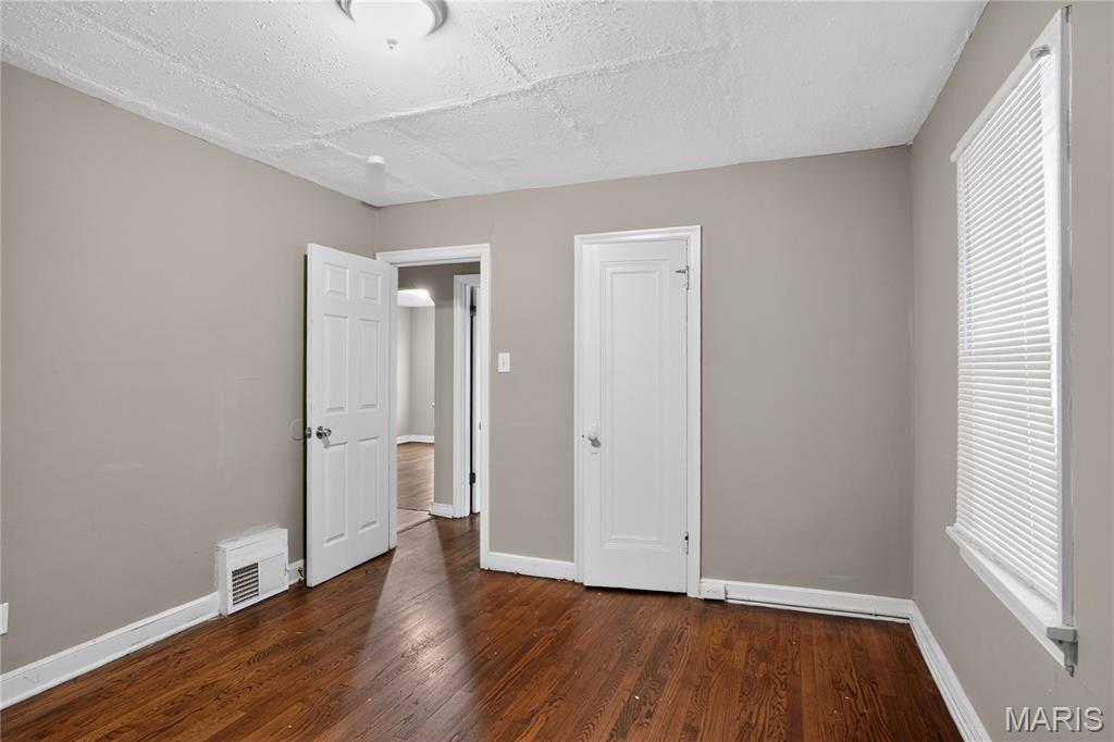Belle Mead Place Resub Acre Lt 11 - Residential