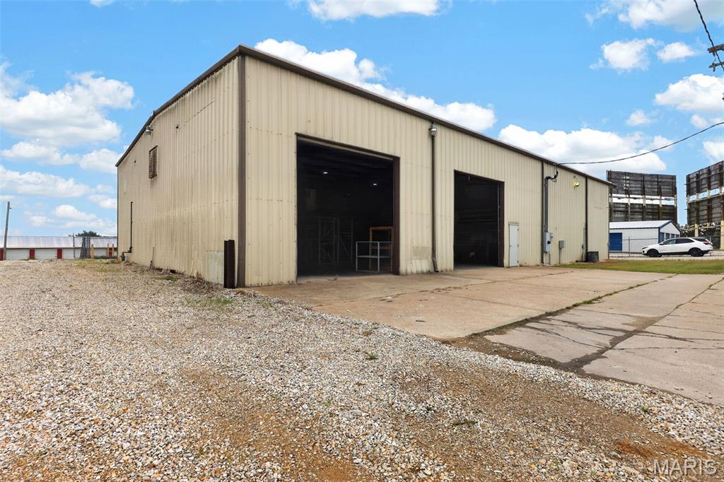 Robert Sims Sub - Commercial Sale