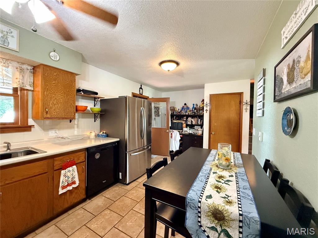 Raintree Estate - Residential
