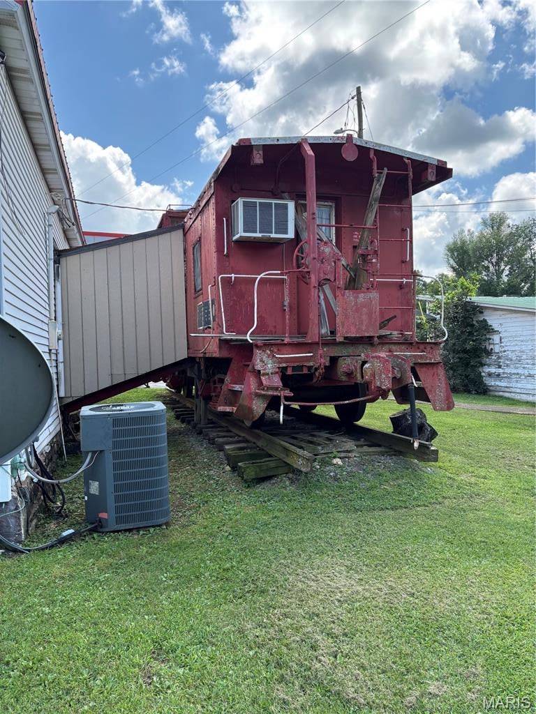 n/a - Commercial Sale