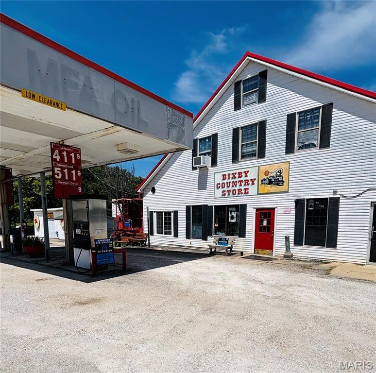 n/a - Commercial Sale