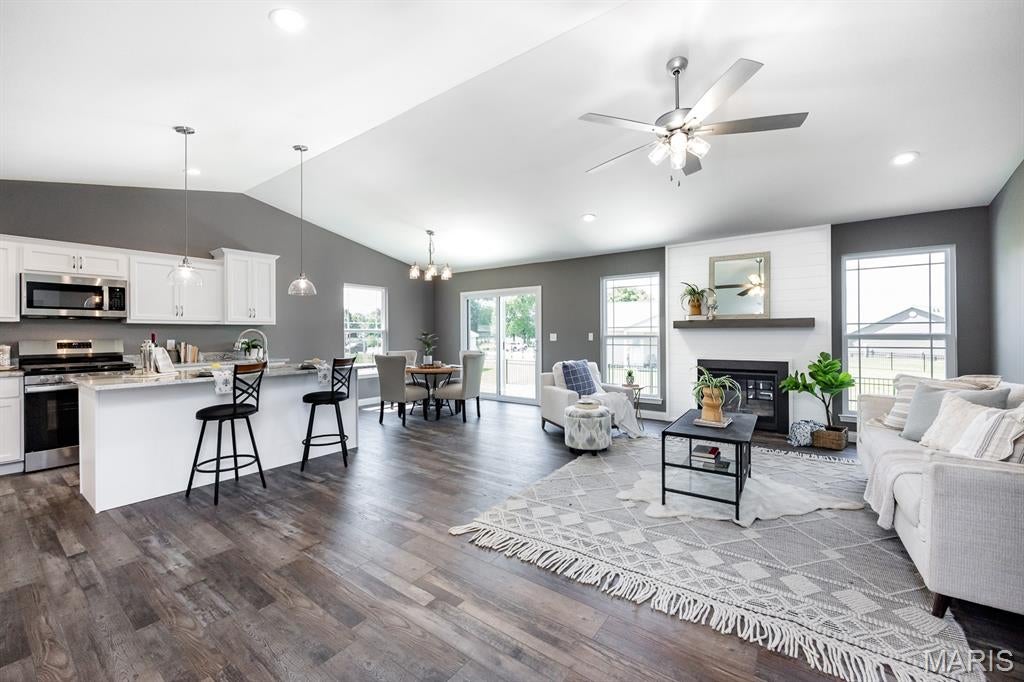 Of Century Oaks 1st Add - Residential