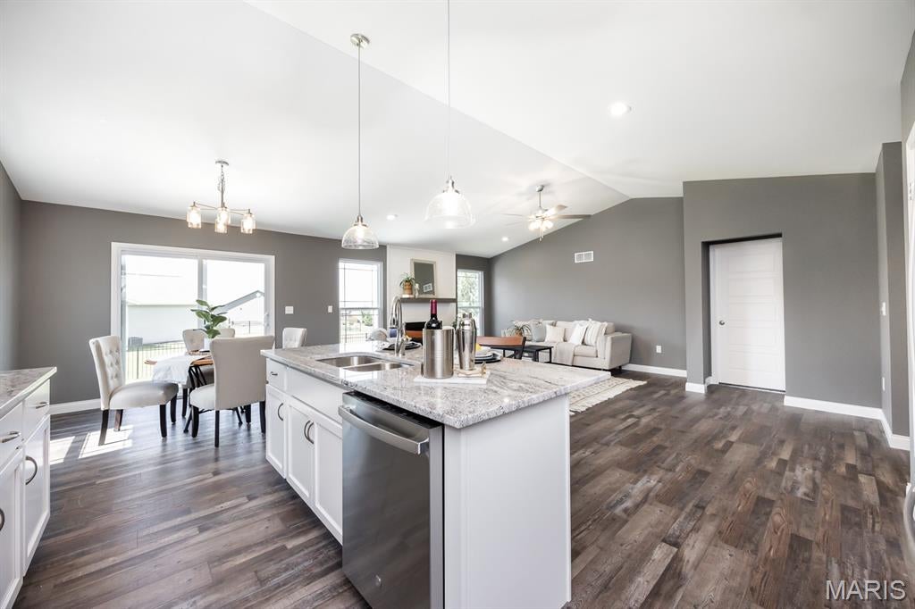 Of Century Oaks 1st Add - Residential