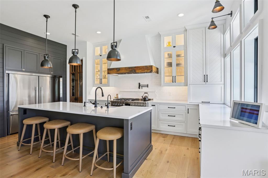 Essex Hill 2 - Residential