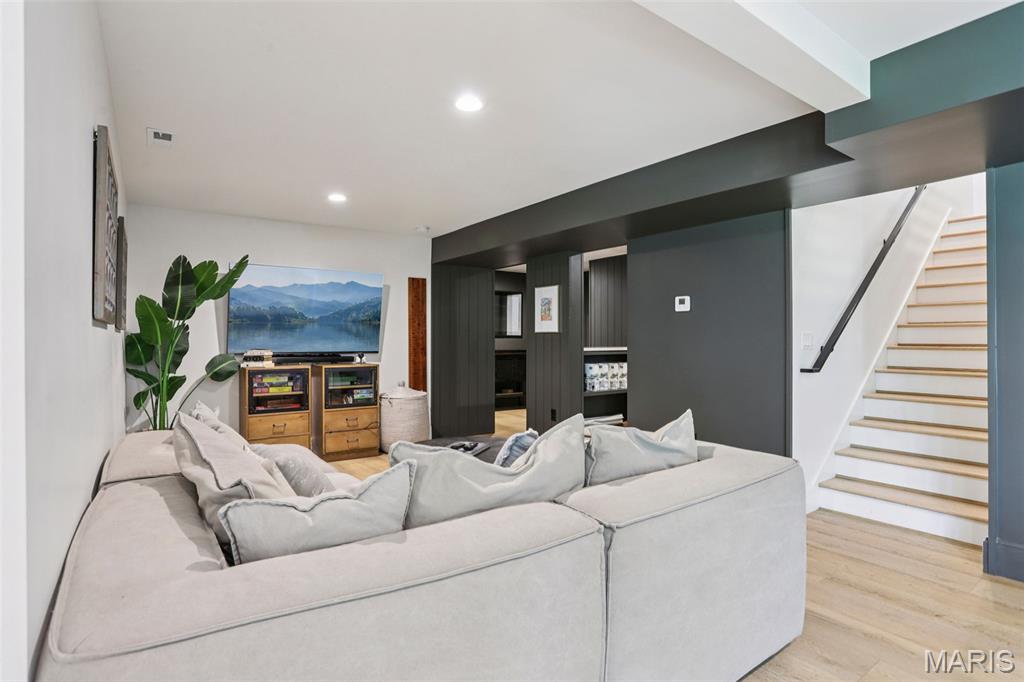 Essex Hill 2 - Residential