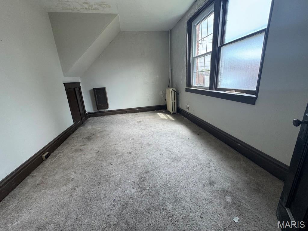 Lac R Tr Add - Commercial Lease