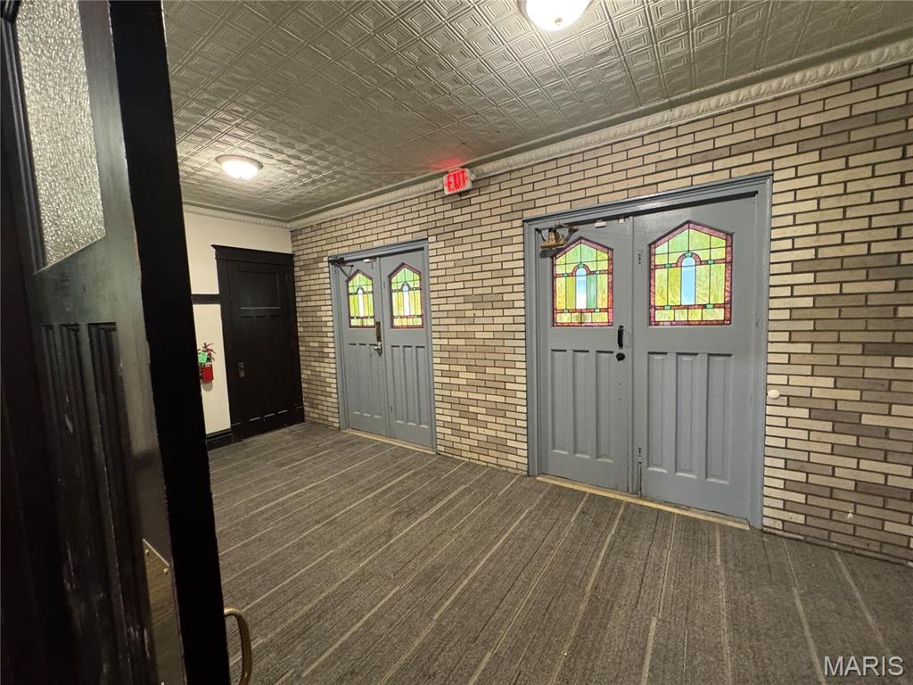 Lac R Tr Add - Commercial Lease