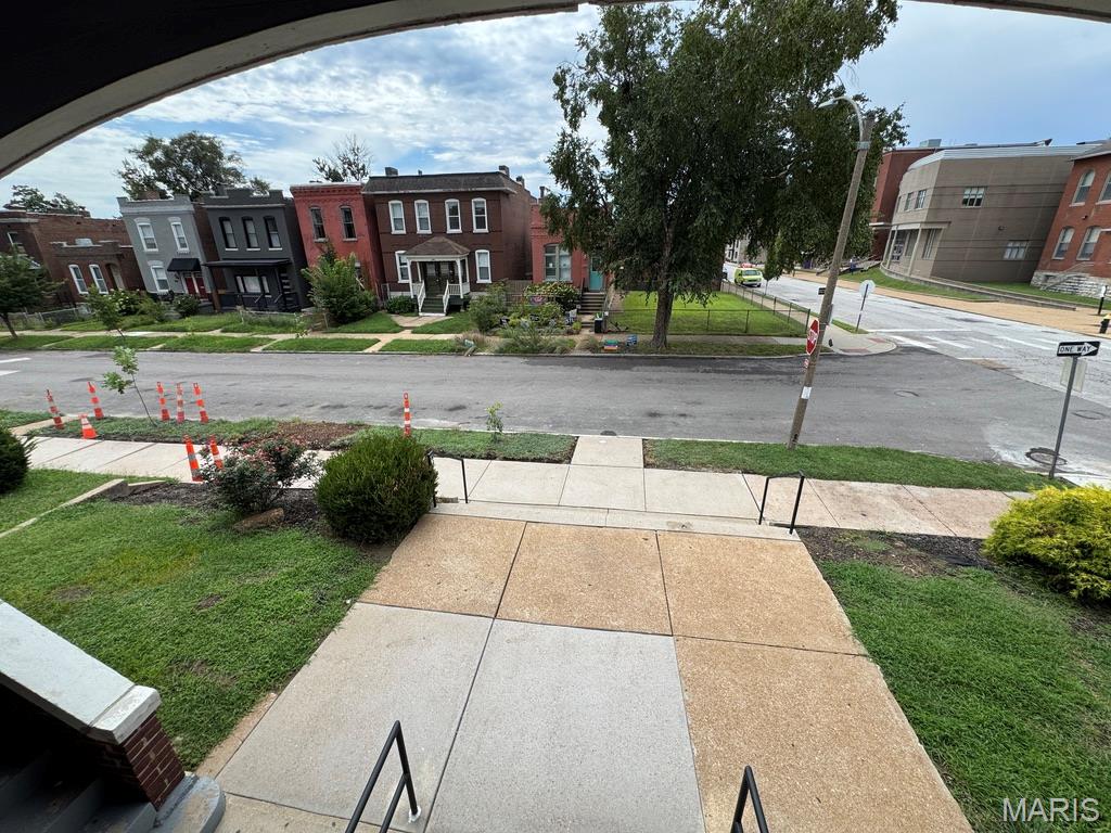 Lac R Tr Add - Commercial Lease