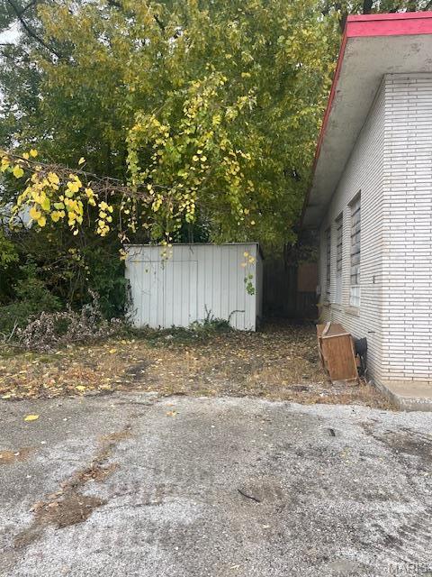 Highland Park Sub - Commercial Lease