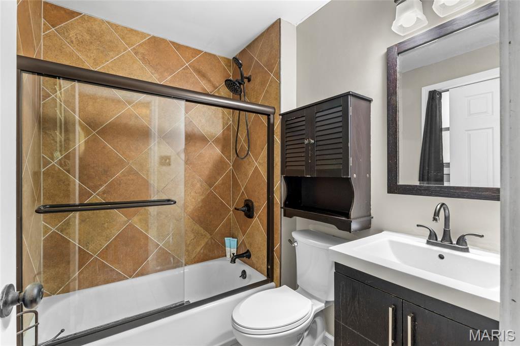 Green Meadows 1st Add - Residential