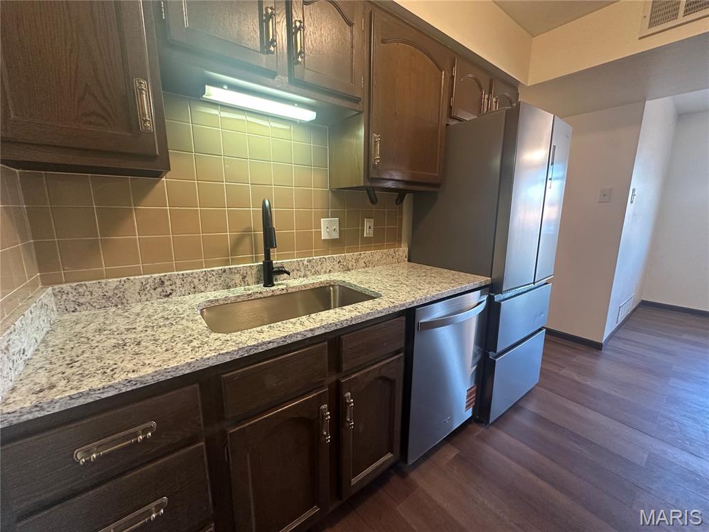 Parc Arbre Condo One Amd - Residential