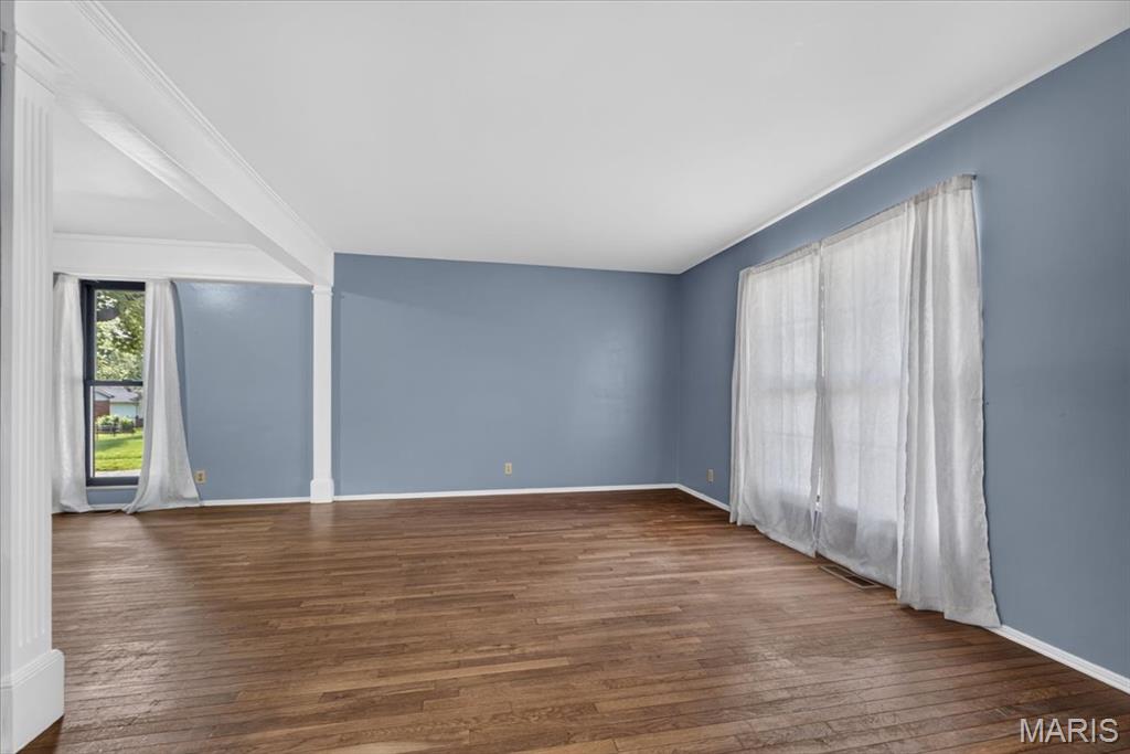 Mayer Wedgwood Green Pheasant Run - Residential