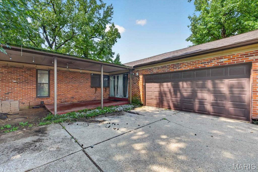 Mayer Wedgwood Green Pheasant Run - Residential