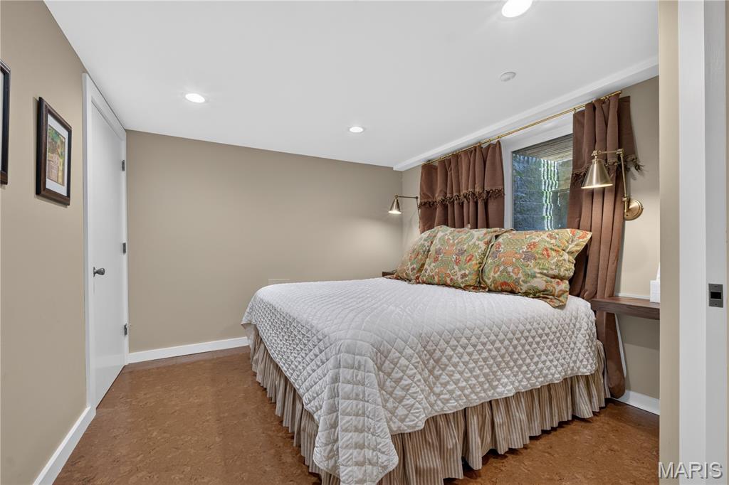 Davis Place - Residential