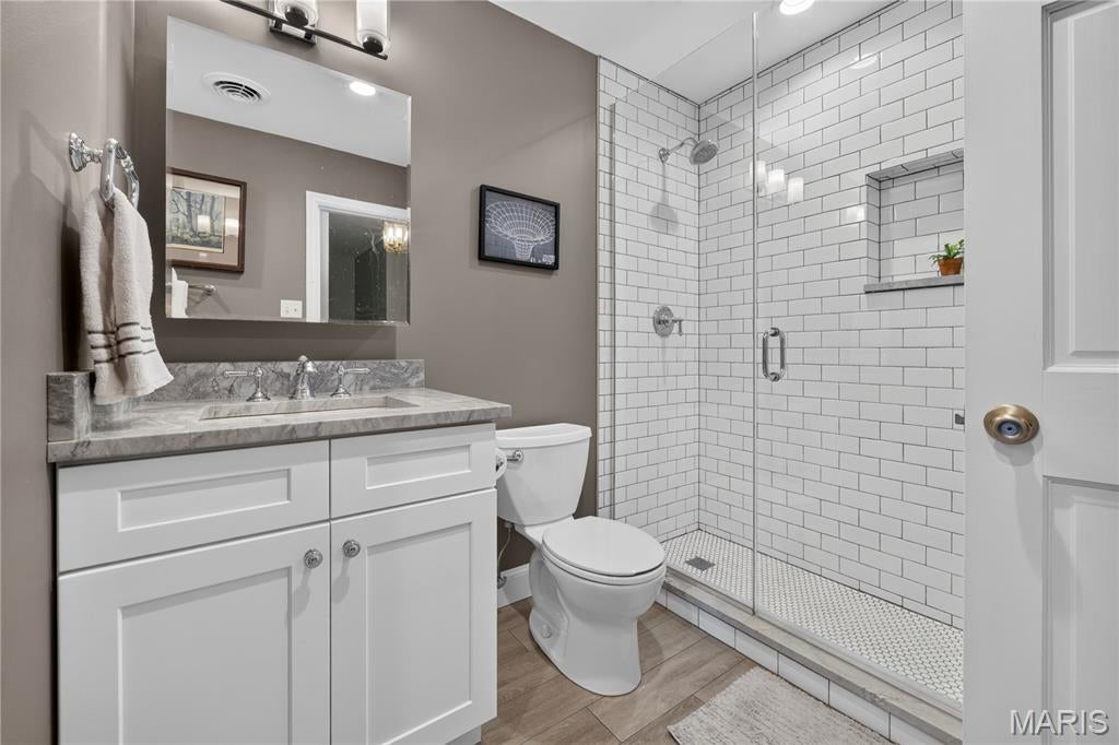 Davis Place - Residential