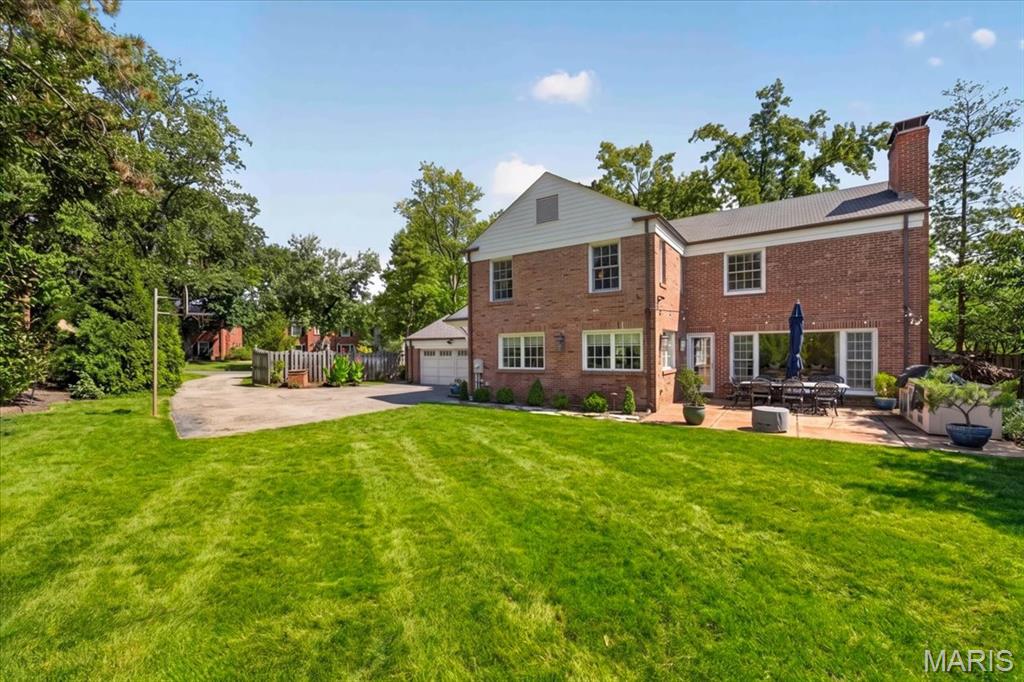 Davis Place - Residential