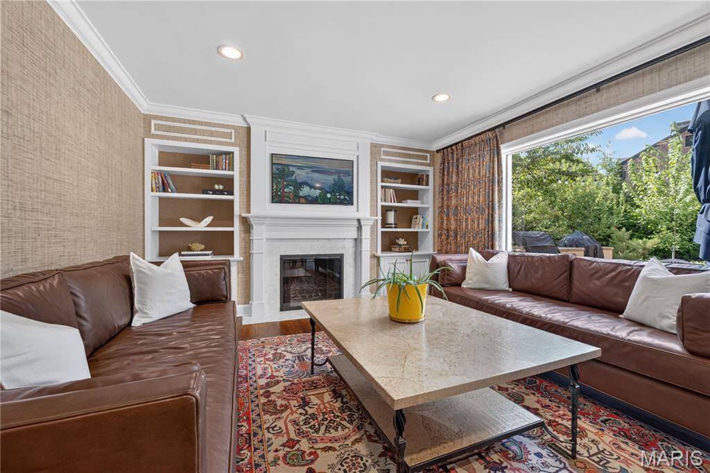Davis Place - Residential